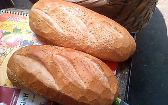 Bánh Mì Bà Tám
