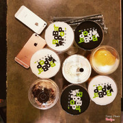 Đẹp. Thuận tiện cho công cuộc "sống ảo". Khá thoáng mát ,đủ ánh sáng. Phục vụ khá nhanh ,topping đa dạng. 9/10 ☆