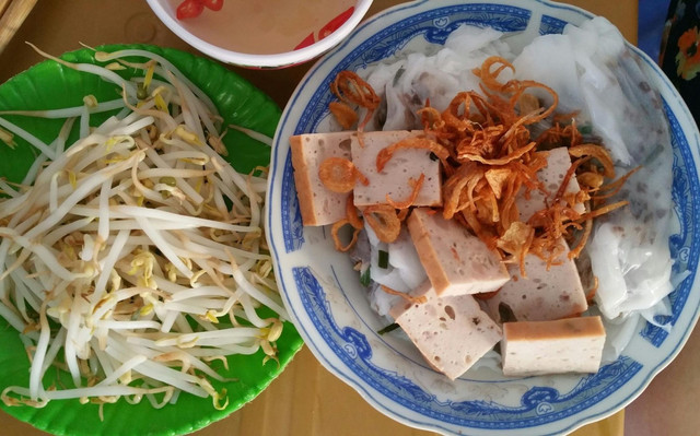 Bánh Cuốn Nóng Nguyên Chất