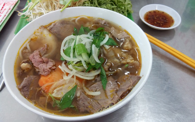 Bún Bò Huế & Bún Mắm