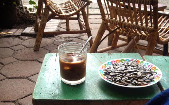 Jun Cafe