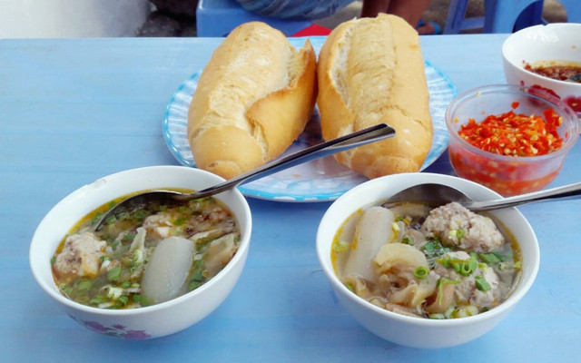 Út Liên - Bánh Mì Xíu Mại & Cơm Sườn