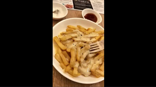 Quán nhỏ dễ thương , khuyến mãi tới 30/9