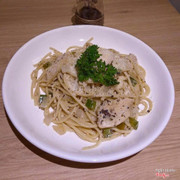 mì ý sốt kem