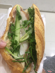 Bánh mì thịt chả