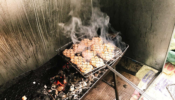 Bà Lan - Bún Chả & Bánh Cuốn