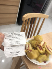 Giá thì tính sai. Trái cây thì úng. 1 điểm
