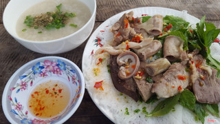 Bánh hỏi lòng heo