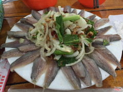 Gỏi cá trích