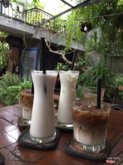 Cafe sữa, sinh tố dừa, sữa tươi