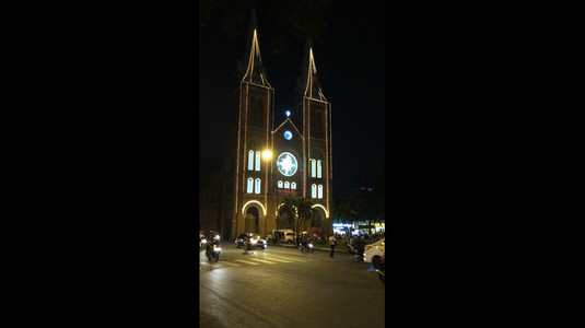 Nhà Thờ Đức Bà - Saigon Notre - Dame Basilica