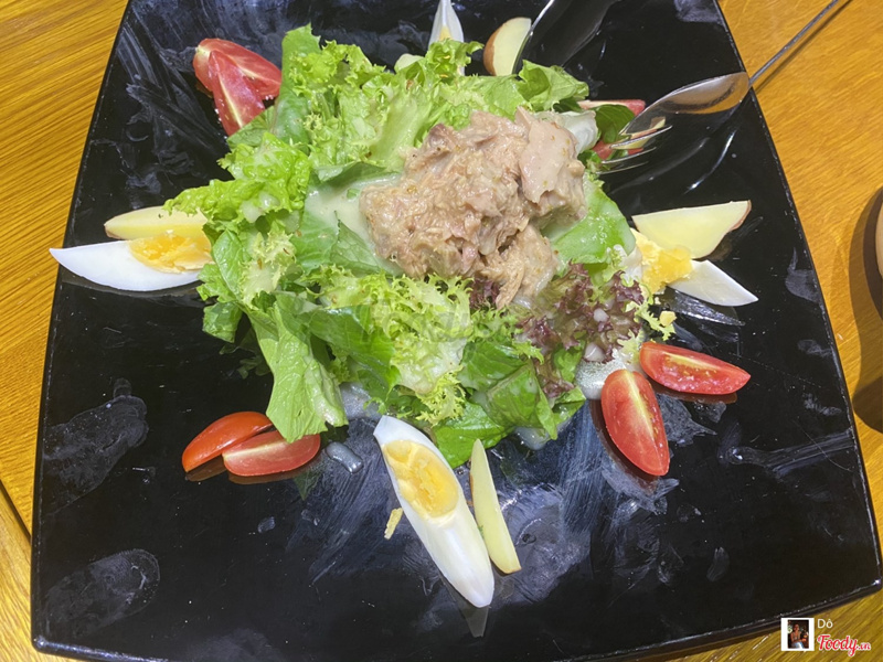 Tuna salad 85k