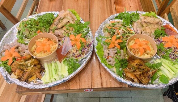 Bếp Sang - Cơm & Phở - Hoàng Quốc Việt