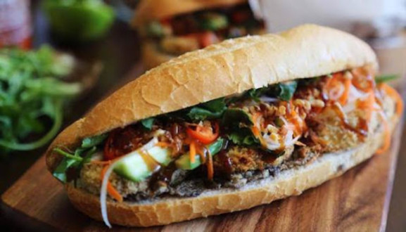 Bánh Mì Ní Hảo - Bánh Mì Thịt Xiên - Phan Văn Trị