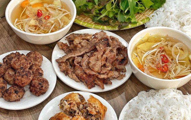 Bún Chả Quạt - Liên Béo