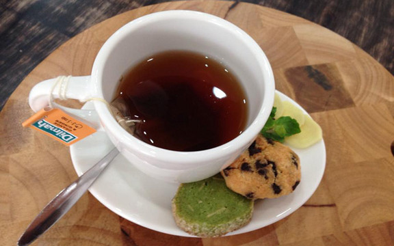 Land B - Cafe & Studio