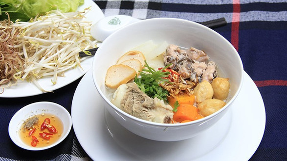 Bún Mọc Ngon Long Bình - Xa Lộ Hà Nội