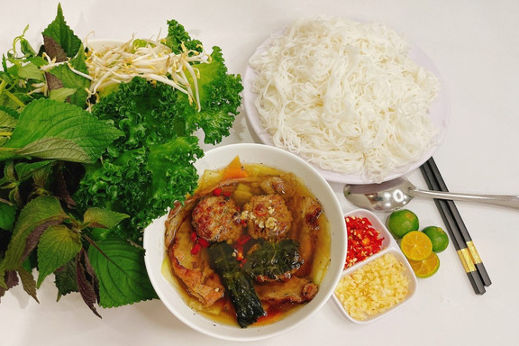 Bún Chả Hà Nội TQ Food - Trần Quốc Toản