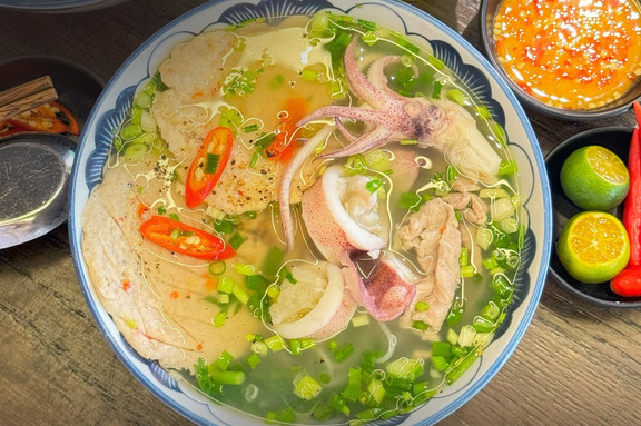 Bún Quậy Kiến-Xây - Nguyễn Thị Minh Khai