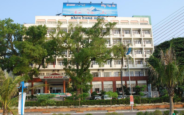 Bach Dang Hotel - Hạ Long