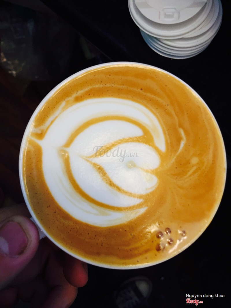 Mình rất thích cappucino ở đây, đậm cafe nữa, phục vụ rất nhiệt tình