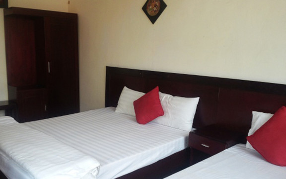 Xuân Mai 2 Hotel