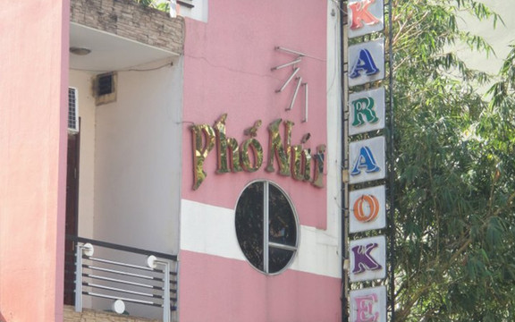 Phố Núi Karaoke