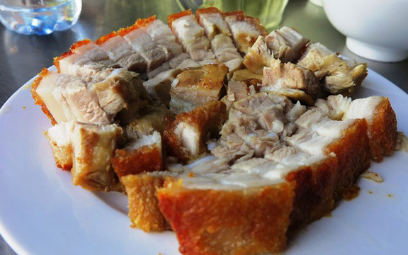 Thịt Quay Lạng Sơn - Bạch Đằng