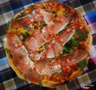 pizza thịt xông khói