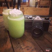 Chanh tuyết 30k và matcha ice blended 37k