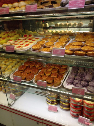 Tủ bánh ngọt - mặn