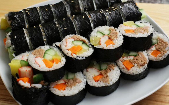 Kimbap Cuốn & Cuộn