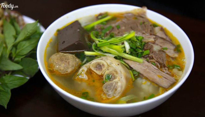 Bún Bò Huế O Xuân - Tuệ Tĩnh