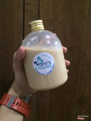 Chai mập lùn dễ thương 25k/500ml trà sữa ko đá ^^