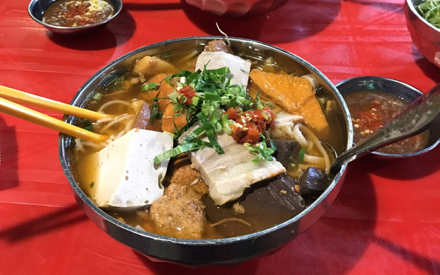 Bà Đẹt - Bún Bò & Bún Riêu