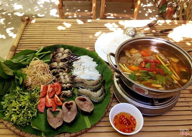 Lẩu Cua Đồng
