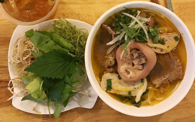 Bún Bò Huế - Phú Thượng