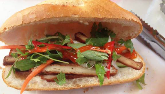 Bánh Mì Lâm Tỏ - Bạch Đằng