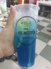 Mình uống ly soda blue sky ly này 700ml . Ly này 35k 