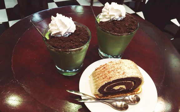 The Coffee Inn & Injeolmi Bingsu