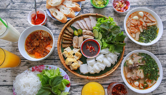 Bún Đậu Mắm Tôm Bà Cúc