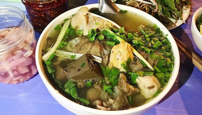 Quỳnh Nga - Bún Bò Huế