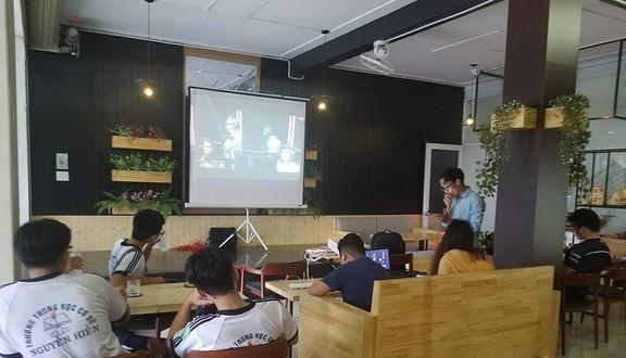 Era Gaming Cafe