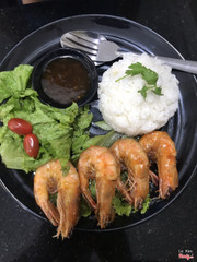 Com tom sot nuoc mam