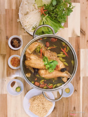 GÀ TIỀM ỚT HIỂM ANH ANH