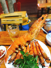 tôm xiên que nướng muối ớt