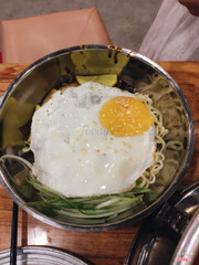 Cơm trộn bibimbap