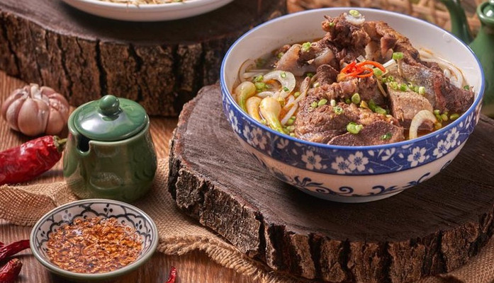 Chị Thủy - Bún Bò - Tây Thạnh