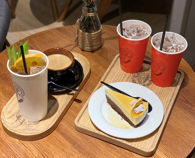 S.Tix Coffee - Lê Văn Sỹ