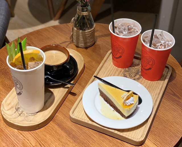 S.Tix Coffee - Lê Văn Sỹ